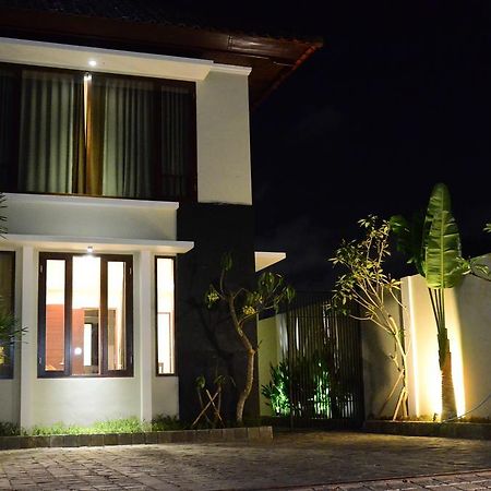 The Arnaya Villa Kuta Lombok Rom bilde